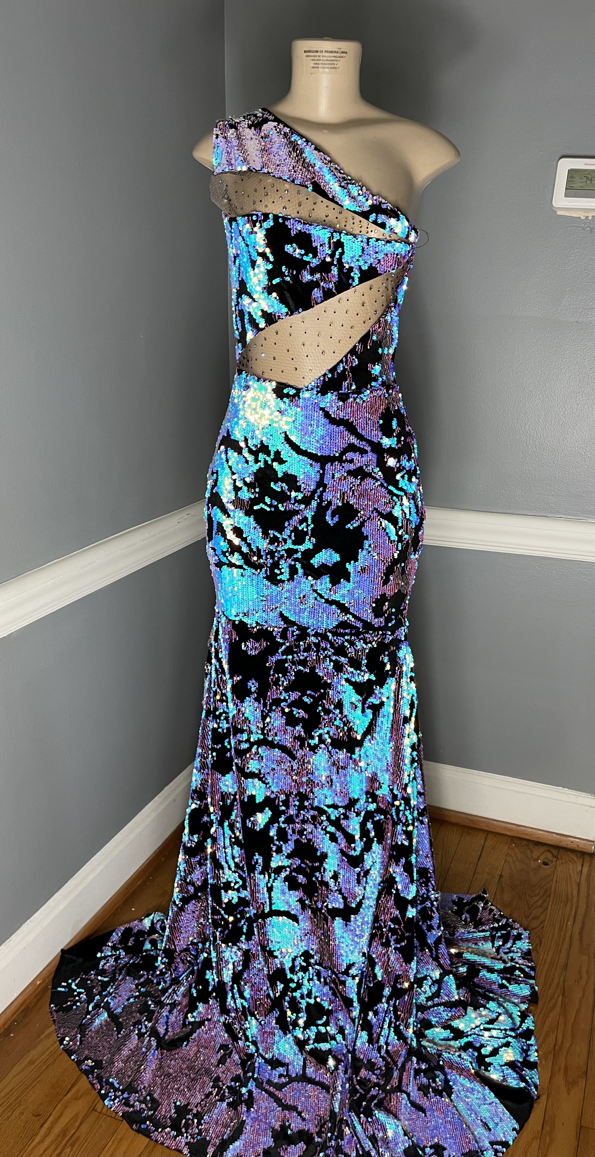 mystique prom dresses Introducing MYSTIQUE shine brighter than the stars